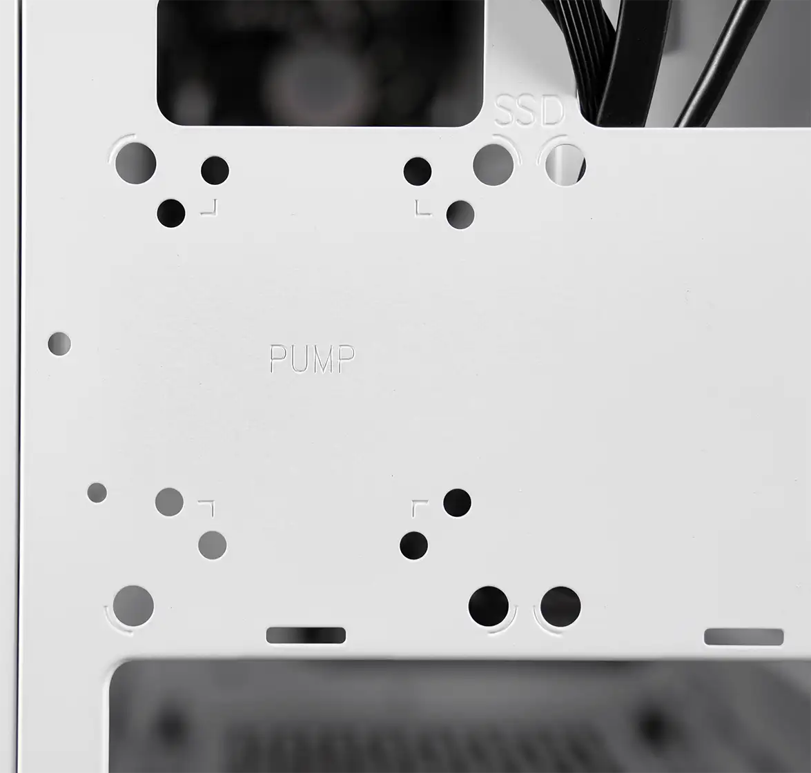 Cooler Master MasterBox NR200P